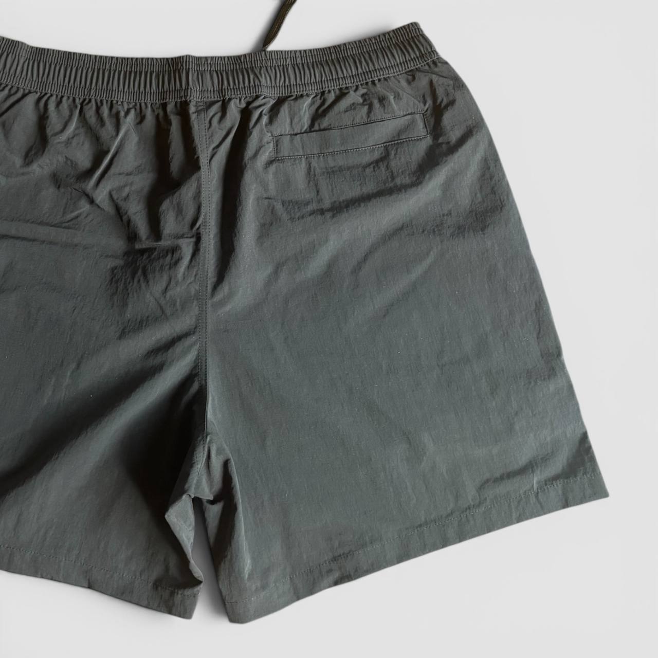 Outsiders Coast Shorts in black detail view 3