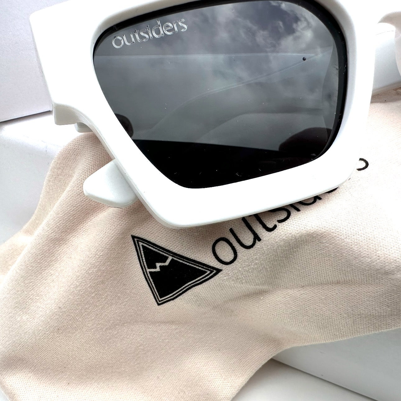 Outsiders Waved Sunglasses - White