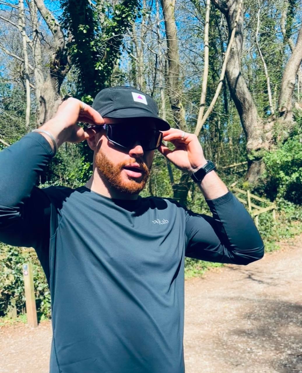 Runner adjusting Outsiders Spaced sunglasses